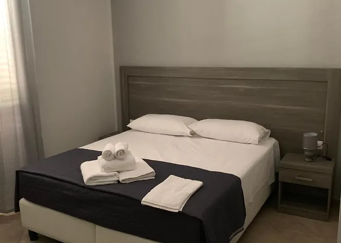 Stanza Lo Stadio * Sibari